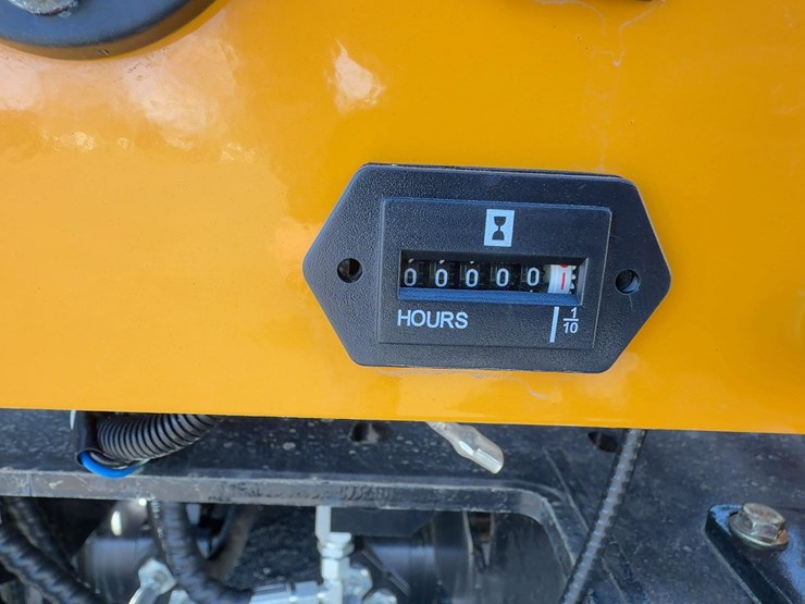 2025-ssj430-tracked-jaw-crusher-image-16