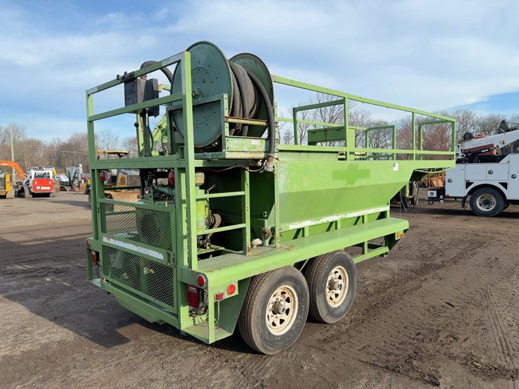 bowie-hydro-mulcher-tow-behind-hydroseeder-image-5