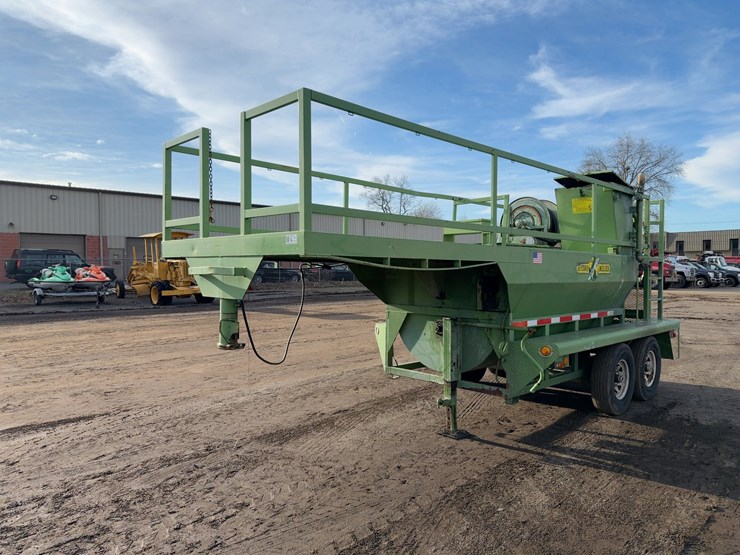 bowie-hydro-mulcher-tow-behind-hydroseeder-image-1
