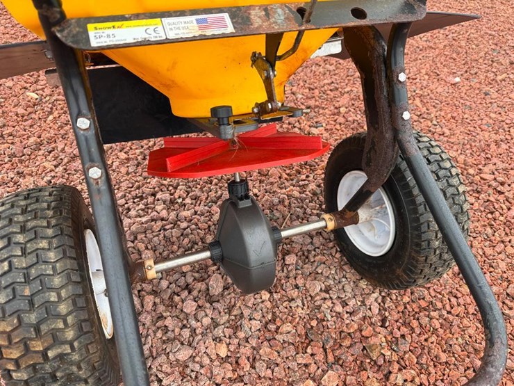 #19-•-lot-19-image-8