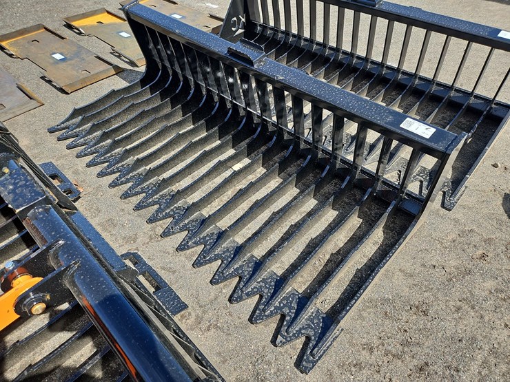 kit-container-76"-skeleton-bucket-image-1