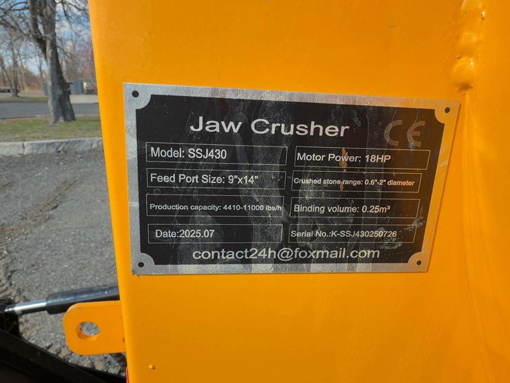 2025-ssj430-tracked-jaw-crusher-image-17
