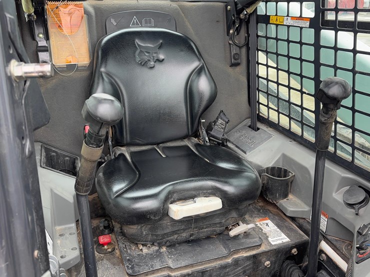 2016-bobcat-s530-image-4