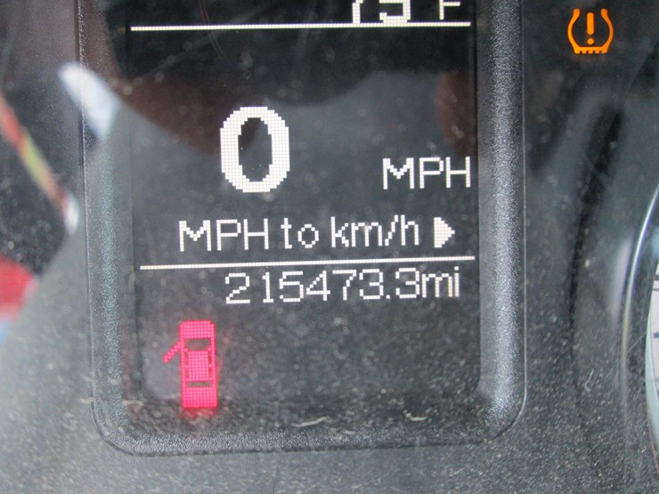 2015-dodge-ram-2500-image-36