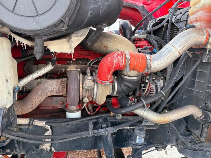 international-9900i-image-54