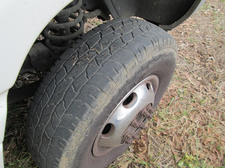 2001-dodge-ram-3500-image-22