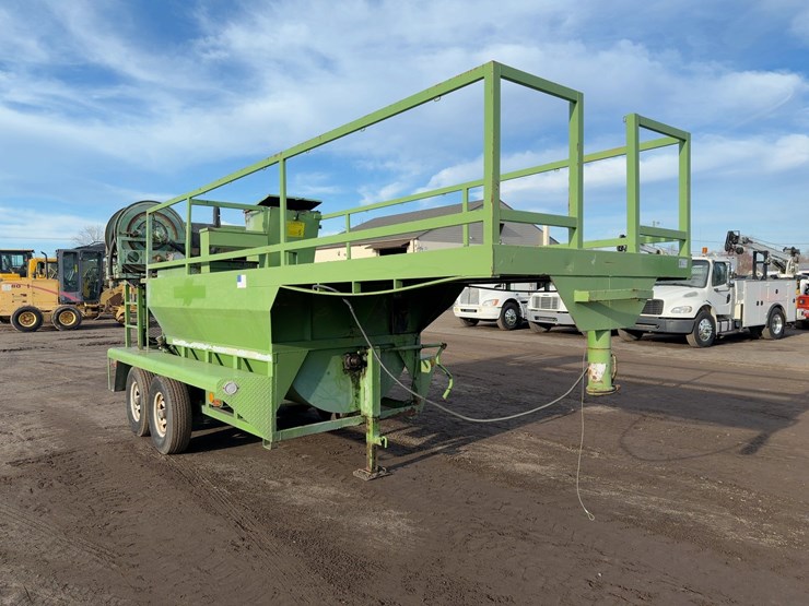 bowie-hydro-mulcher-tow-behind-hydroseeder-image-7