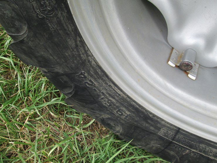 2011-mahindra-5035-image-10