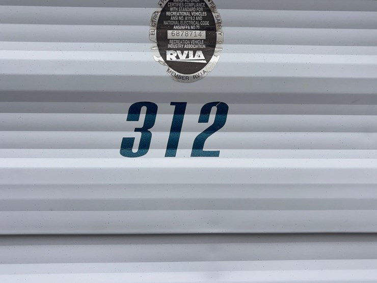 2000-jayco-eagle-camper-image-2