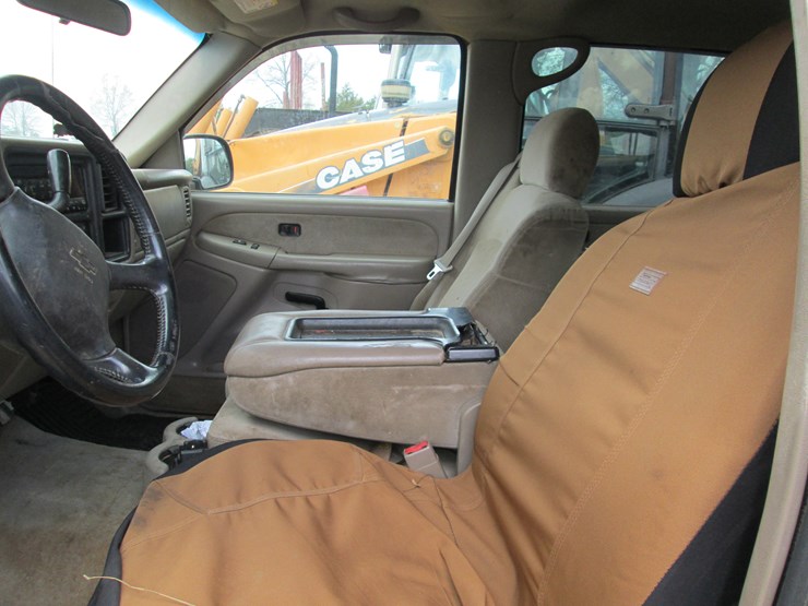 2002-chevrolet-silverado-2500-image-30