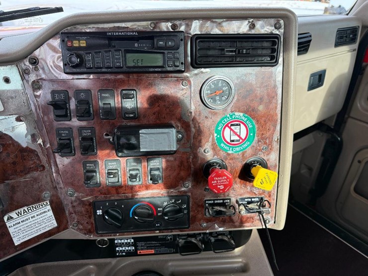 international-9900i-image-63