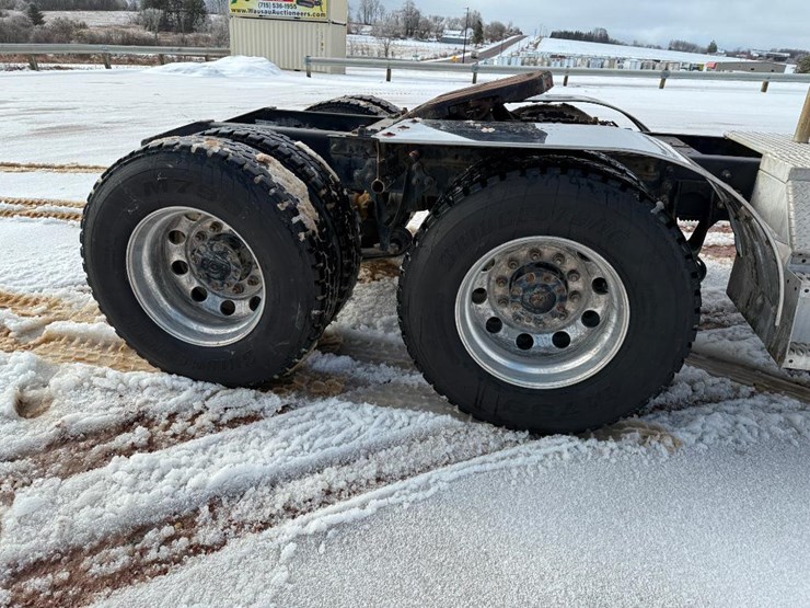 international-9900i-image-10