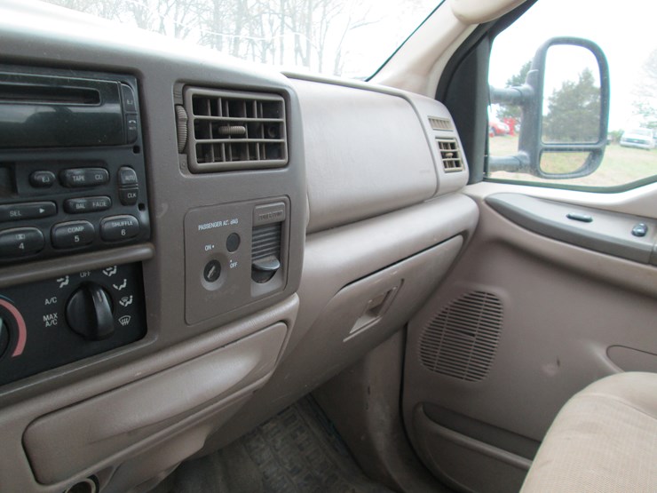 2004-ford-f450-image-24