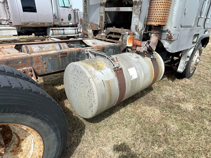 1982-caterpillar-3406-image-41