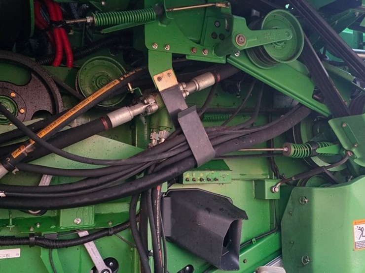 2013-john-deere-s680-image-50