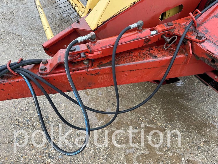 new-holland-492-image-10