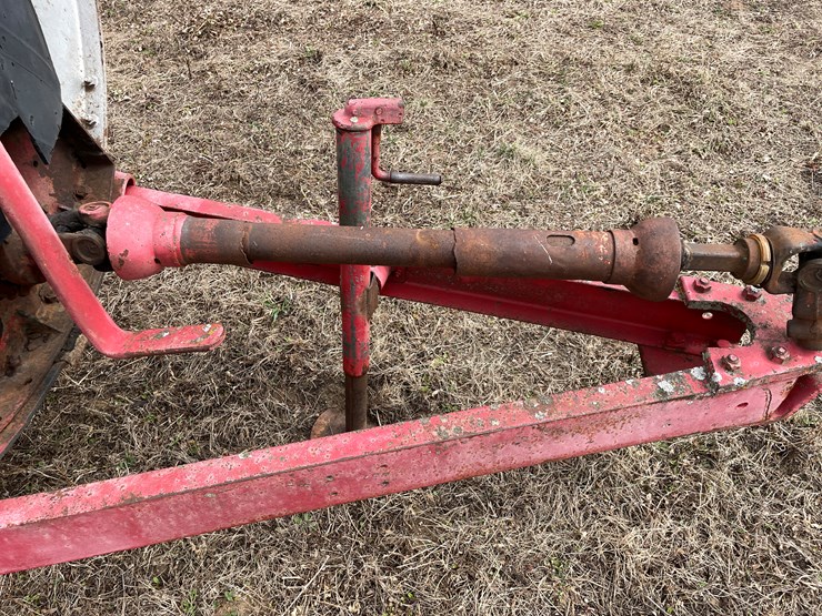 #211-•-slinger-style-manure-spreader-image-11