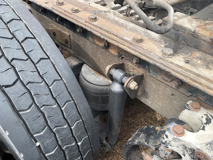 2006-caterpillar-c15-image-49