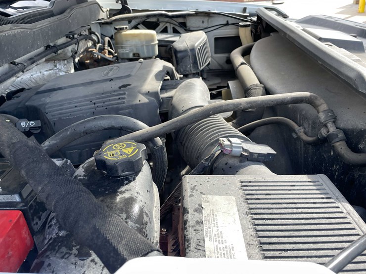 2015-chevrolet-2500-image-73