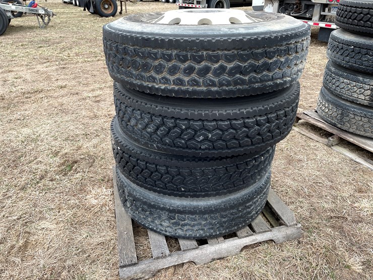 #10747-•-(4)-semi-tires-on-aluminum-rims-image-3