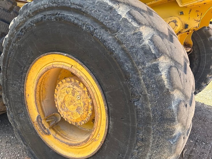 2012-deere-300d-ii-image-22