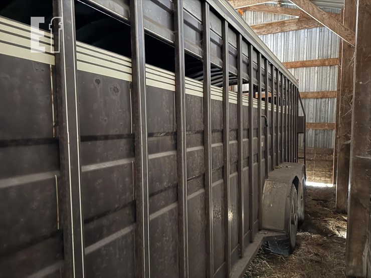 1991-titan-20-image-12