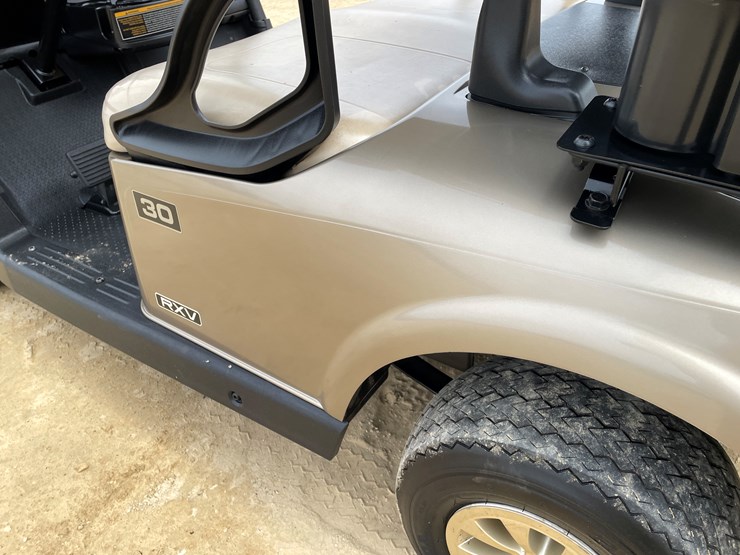 #606-•-ez-go-rxv-30-electric-golf-cart-image-24
