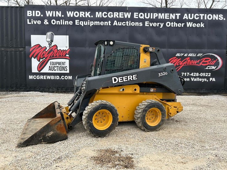 2020-deere-332g-image-1