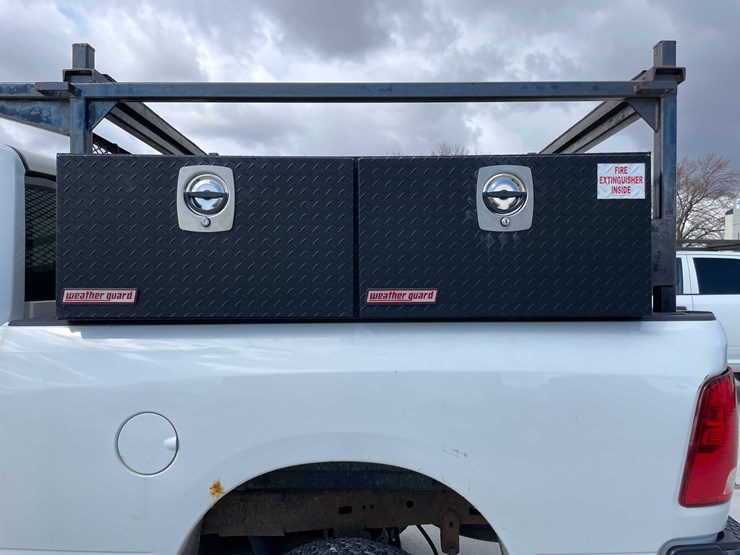 2016-dodge-2500-image-66