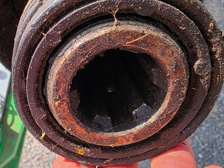 2020-john-deere-450e-image-21