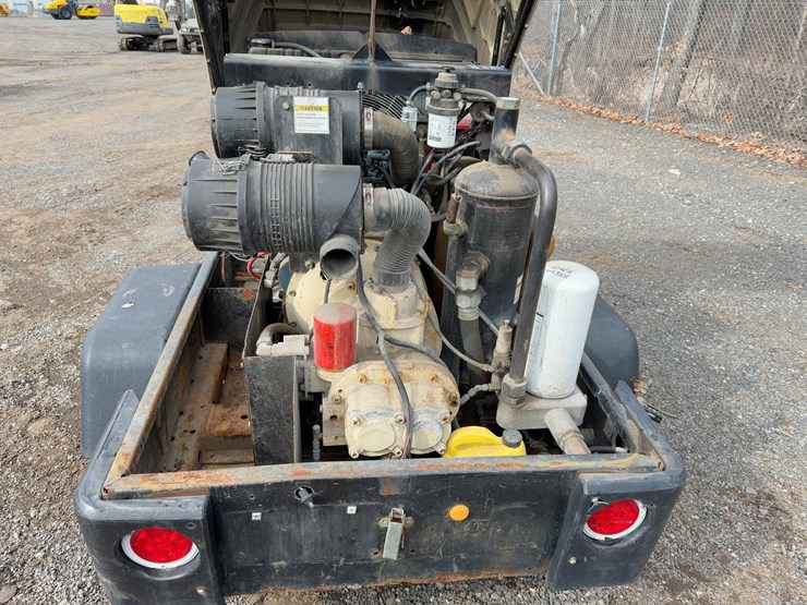 2013-doosan-c185-image-12