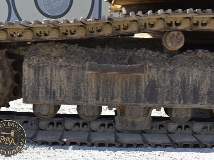 2013-komatsu-pc360-lc-10-image-39