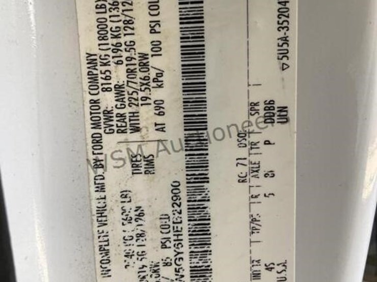 2017-ford-f550-image-17