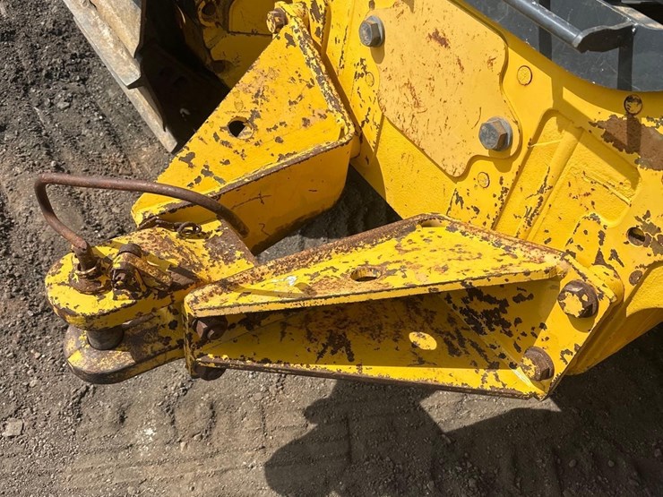 2021-komatsu-d51pxi-24-image-22