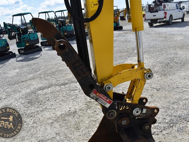 2023-komatsu-pc55mr-5-image-21