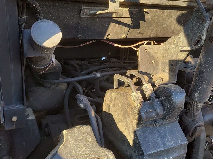 case-ih-5130-image-11