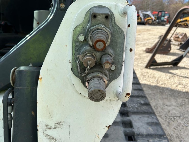 2021-bobcat-t770-image-10
