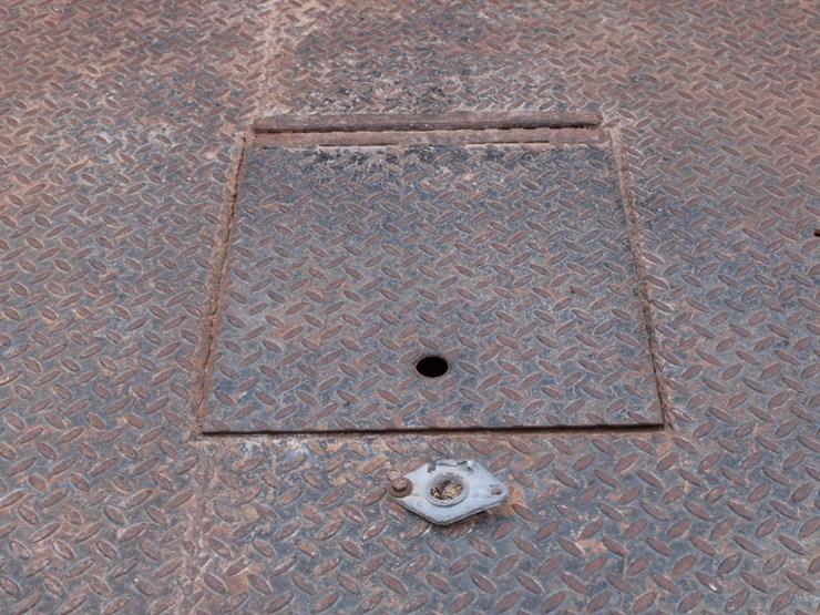 2000-chevrolet-k3500-image-16