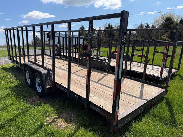 2008-premier-tandem-axle-trailer-image-3