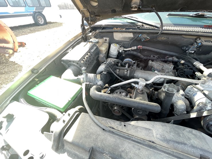 2000-chevrolet-2500-image-17