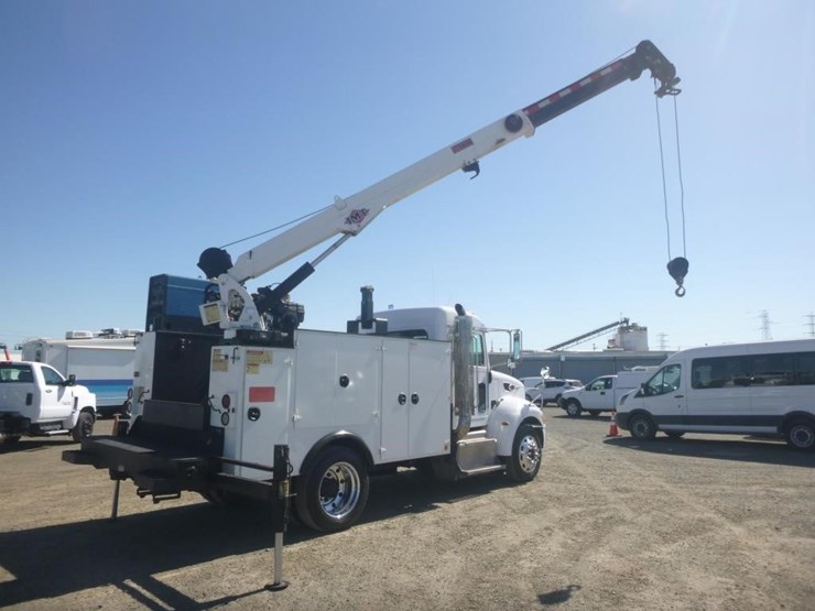 2013-bobcat-225-image-15