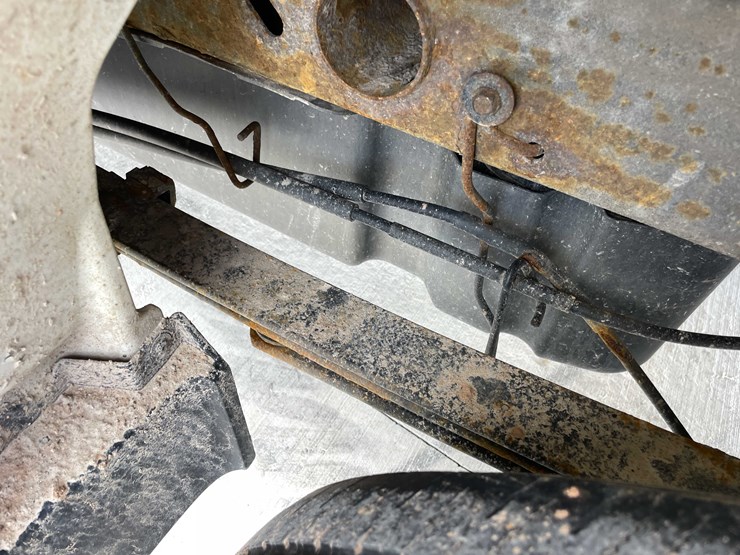 2015-chevrolet-1500-image-28