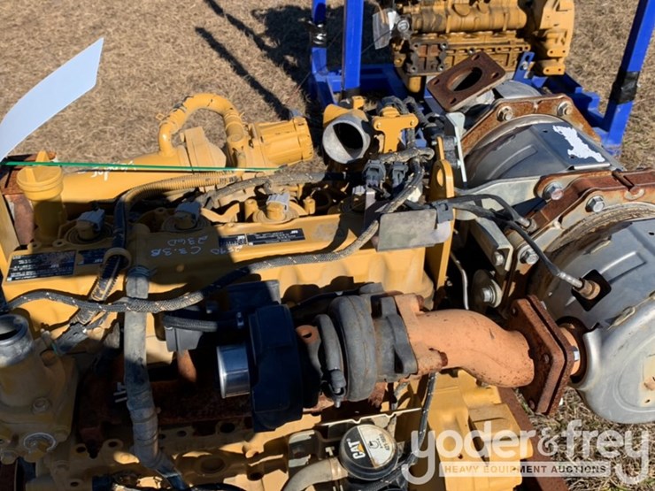 caterpillar-236d-image-22