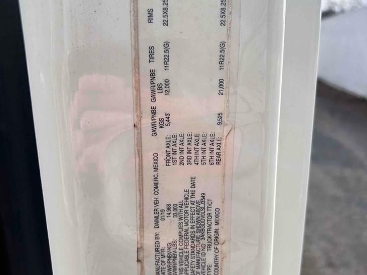 2020-freightliner-cascadia-single-axle-road-tractor-image-29