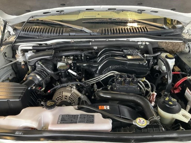 2007-ford-explorer-xlt-image-10