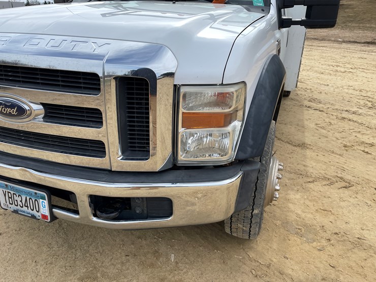 2008-ford-f550-image-10