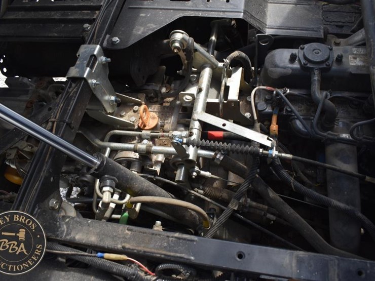 2023-kubota-rtv-x1120-image-22