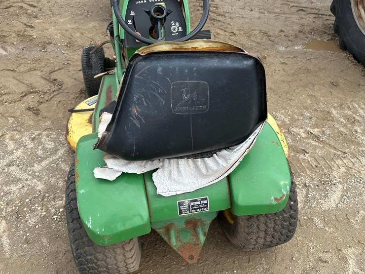 john-deere-100-image-4