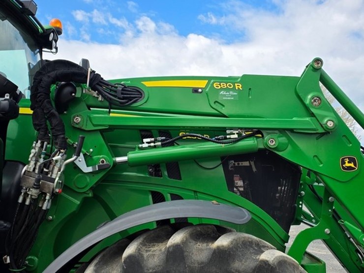 2021-john-deere-6230r-image-13