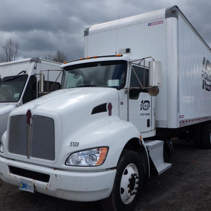 2022 KENWORTH T270